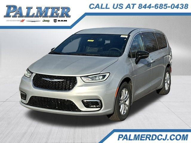 New 2026 Chrysler Pacifica Select image 1