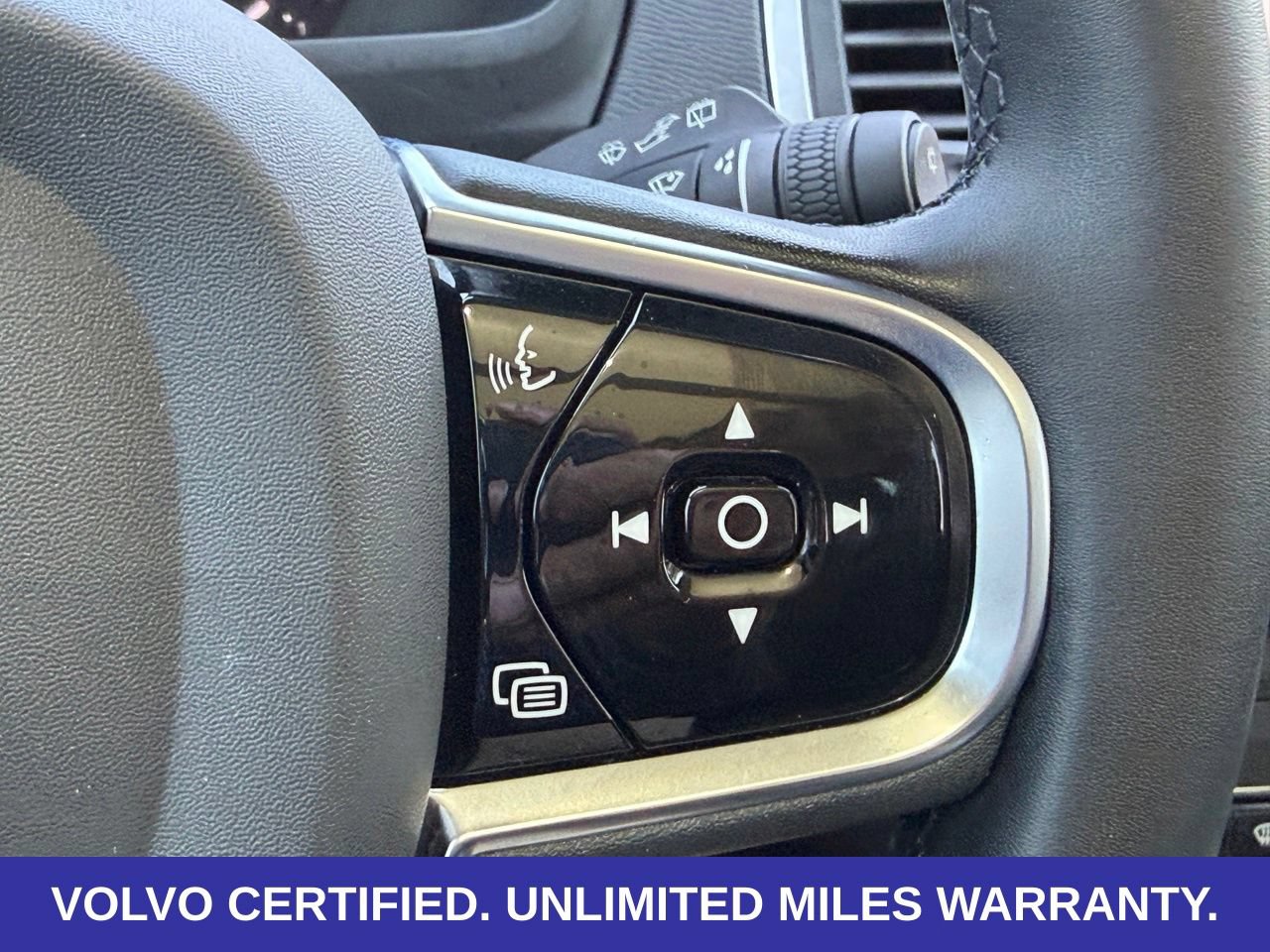 Certified 2023 Volvo XC90 B5 Core w/ Climate Package AWD/4WD image 19