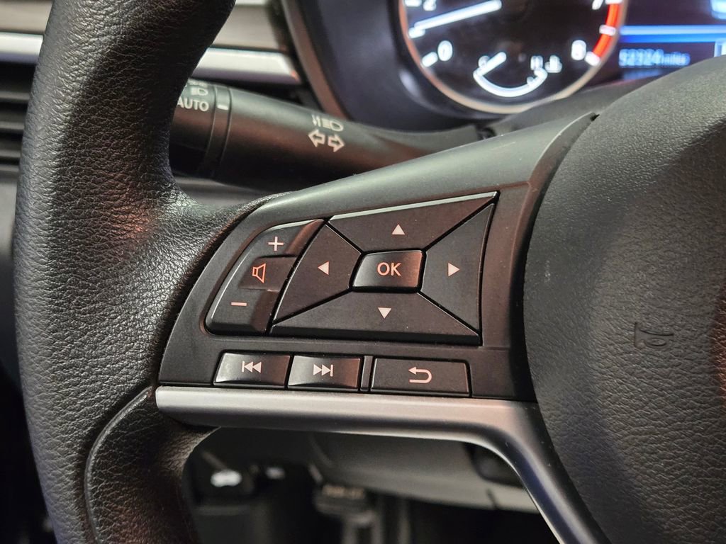 Used 2024 Nissan Altima 2.5 SV image 14