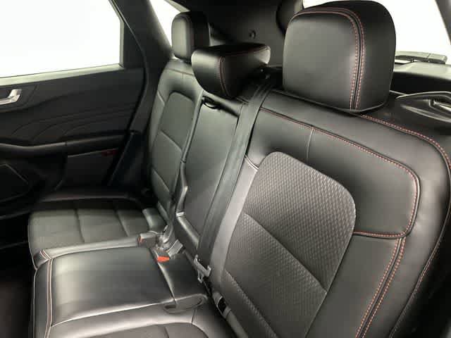 Used 2025 Ford Escape ST-Line Select AWD/4WD image 14