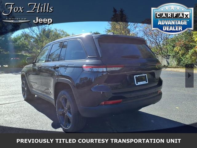 New 2025 Jeep Grand Cherokee Limited w/ Black Appearance Package image 6