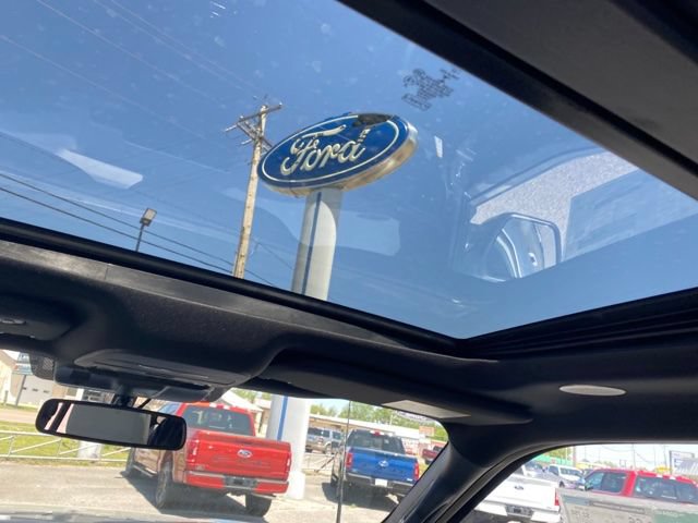 New 2023 Ford F150 Lightning Platinum AWD/4WD image 14