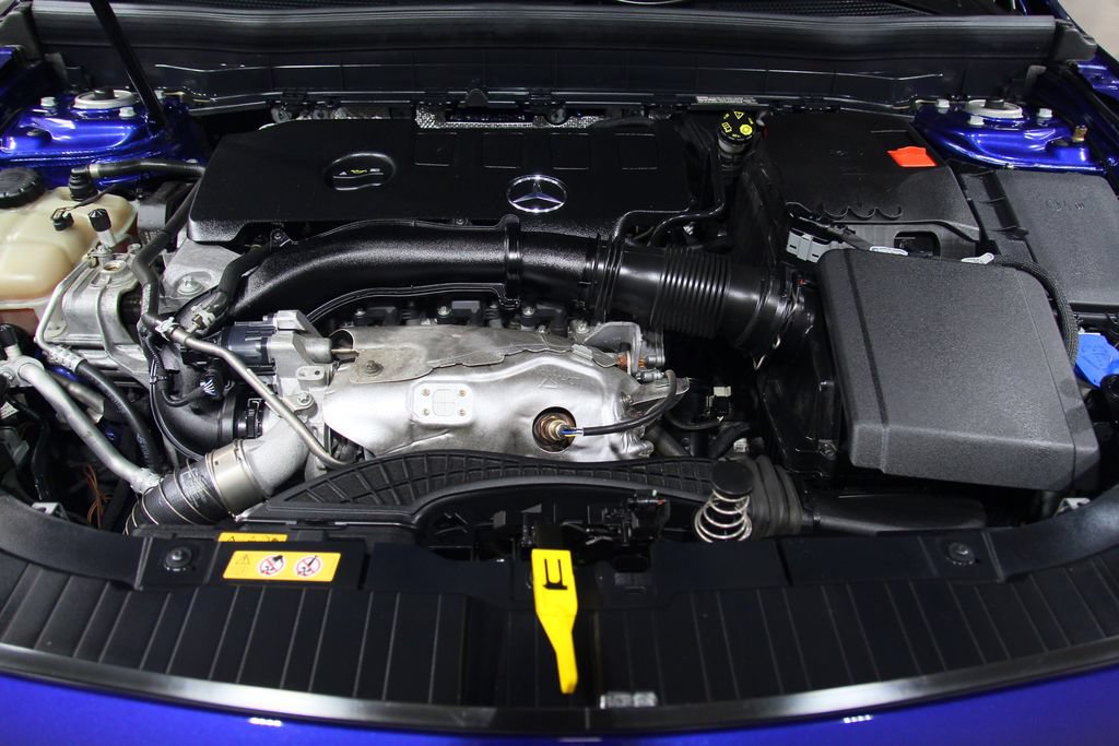 Used 2020 Mercedes-Benz GLB 250 4MATIC image 29