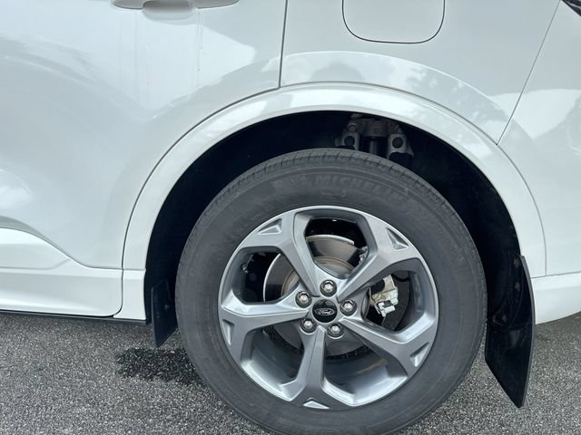 Certified 2023 Ford Escape ST-Line w/ Tech Pack #1 FWD image 10