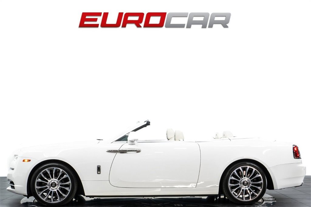 Used 2018 Rolls-Royce Dawn image 2