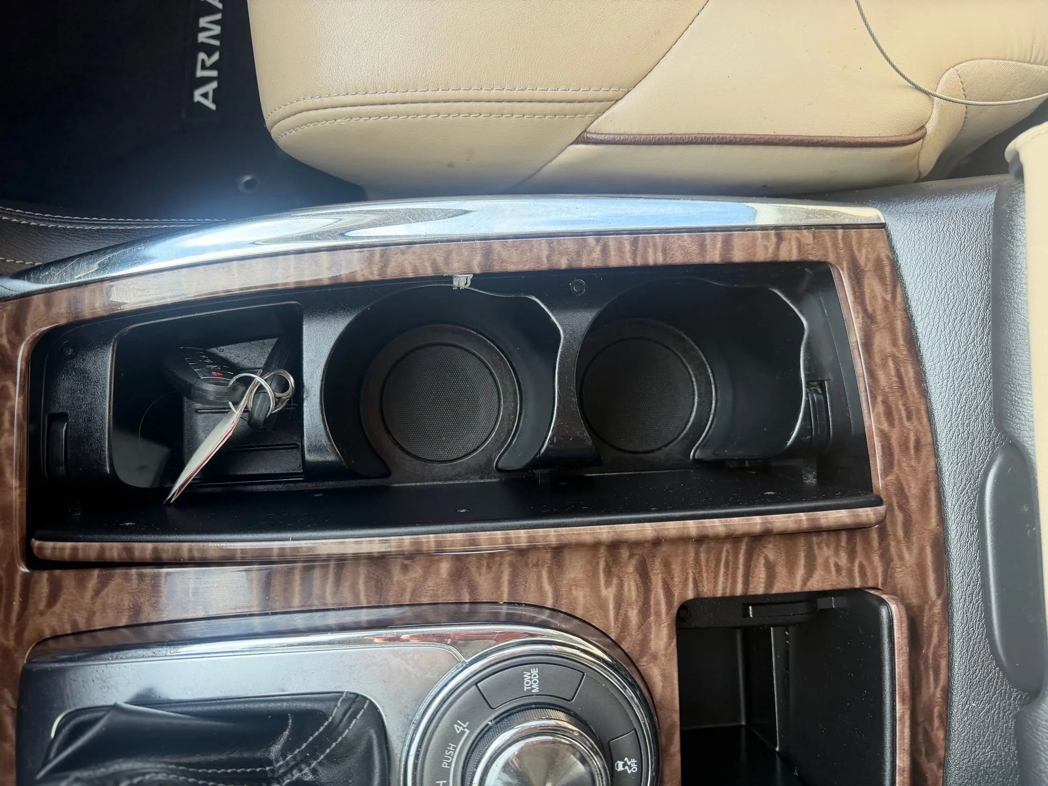 Used 2018 Nissan Armada SL w/ Premium Package image 25