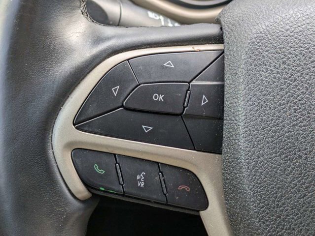 Used 2018 Jeep Cherokee Limited FWD image 25