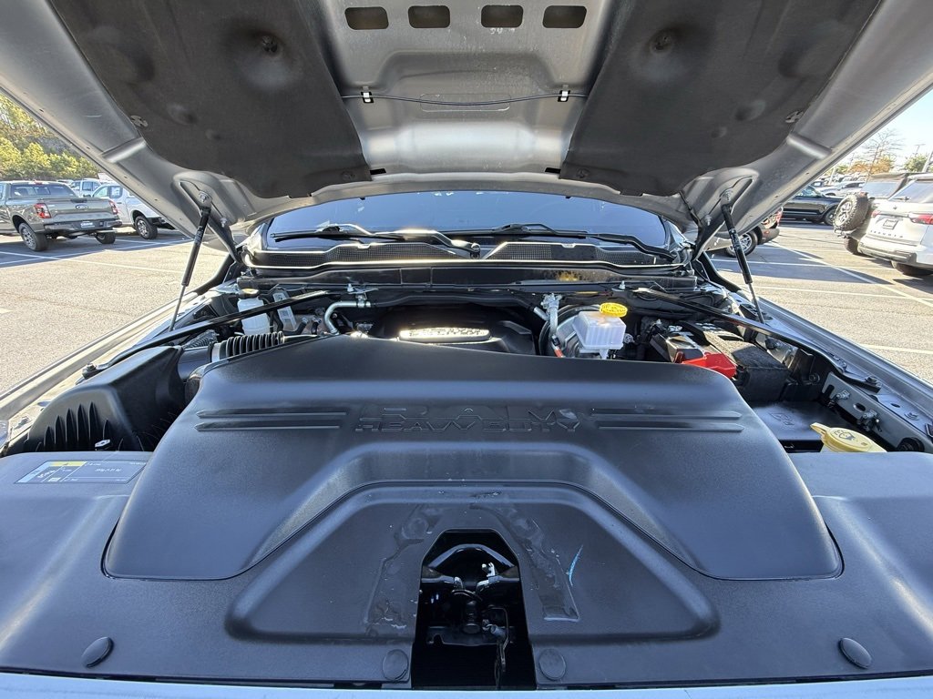 Used 2024 RAM 2500 Laramie w/ Night Edition image 32