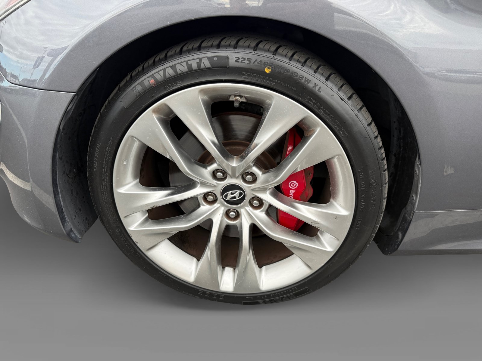 Used 2016 Hyundai Genesis Coupe 3.8 RWD image 9