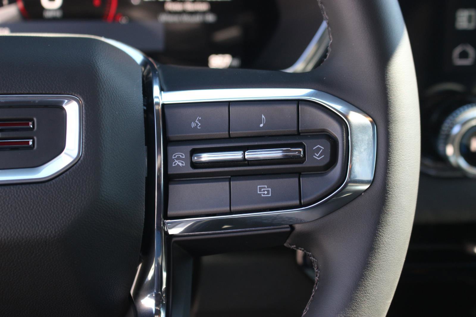 Used 2025 GMC Canyon Elevation w/ Convenience Package image 19