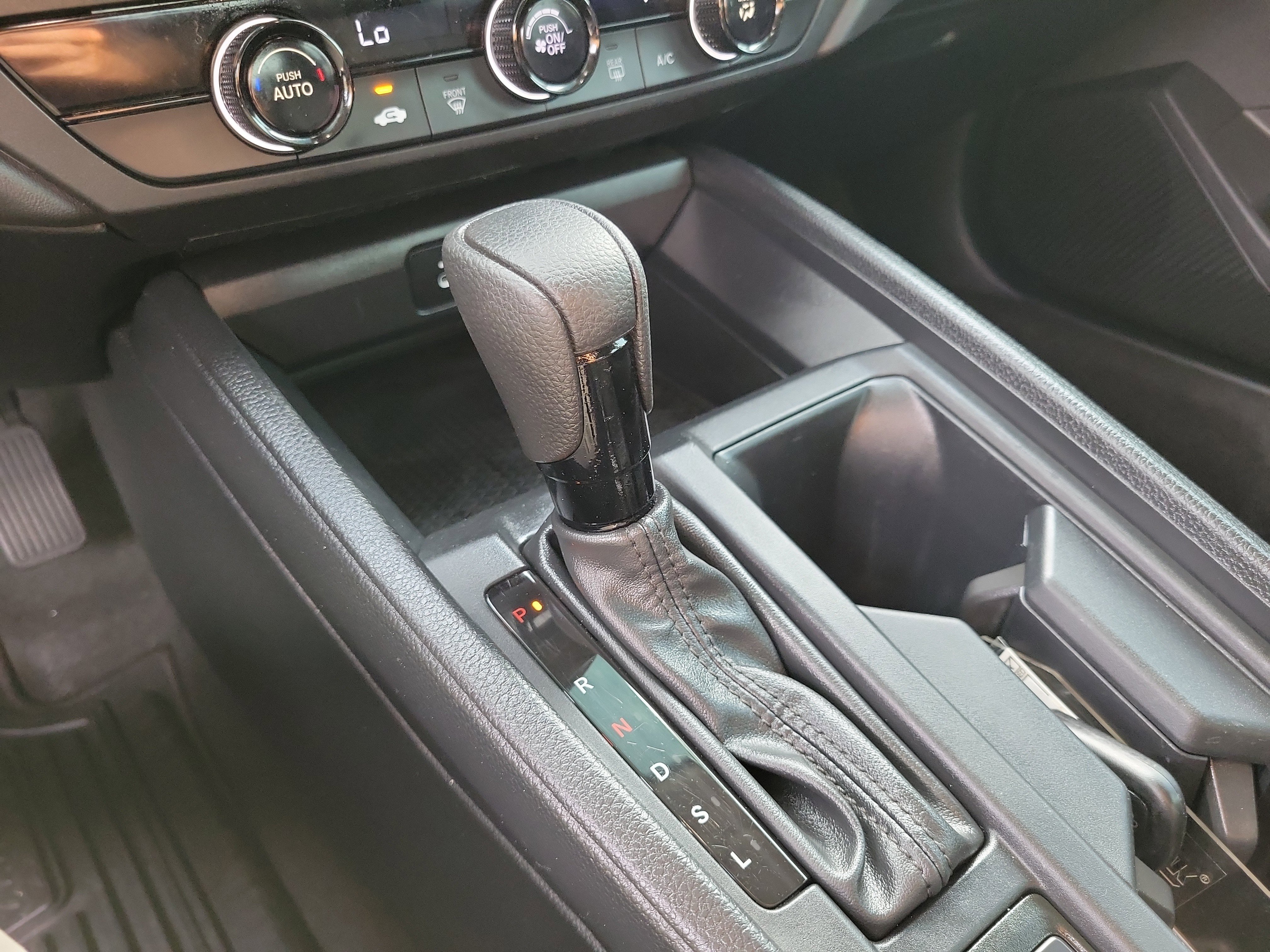 Used 2024 Honda Accord LX image 30