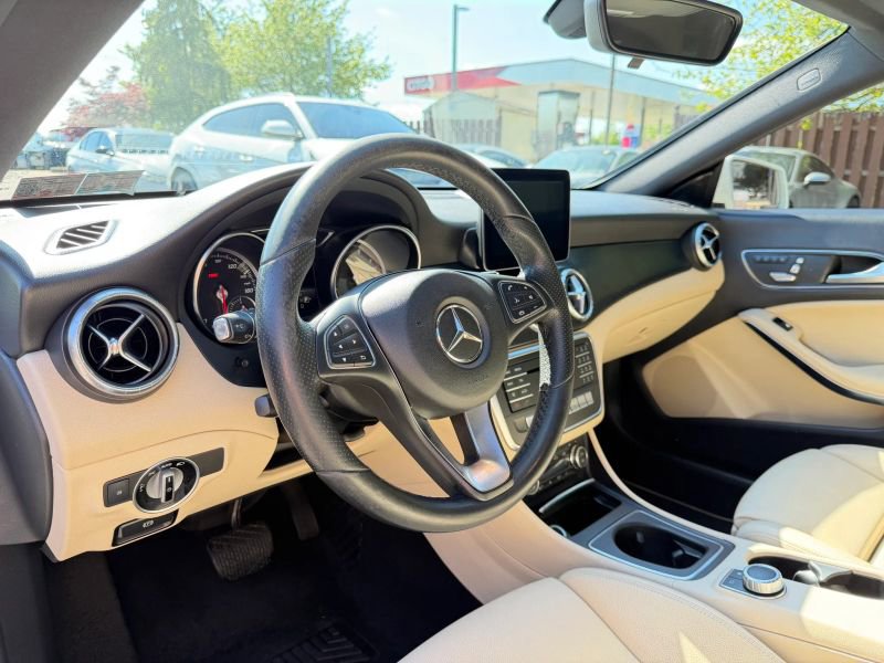 Used 2017 Mercedes-Benz CLA 250 image 11