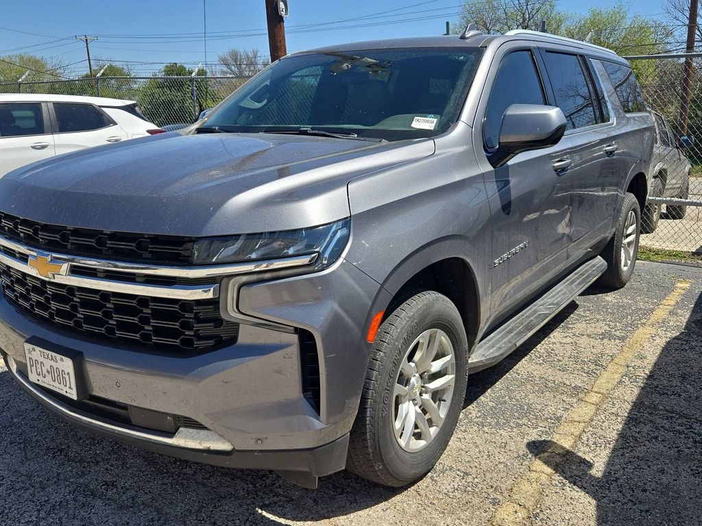 Used 2021 Chevrolet Suburban LS w/ Driver Alert Package image 5