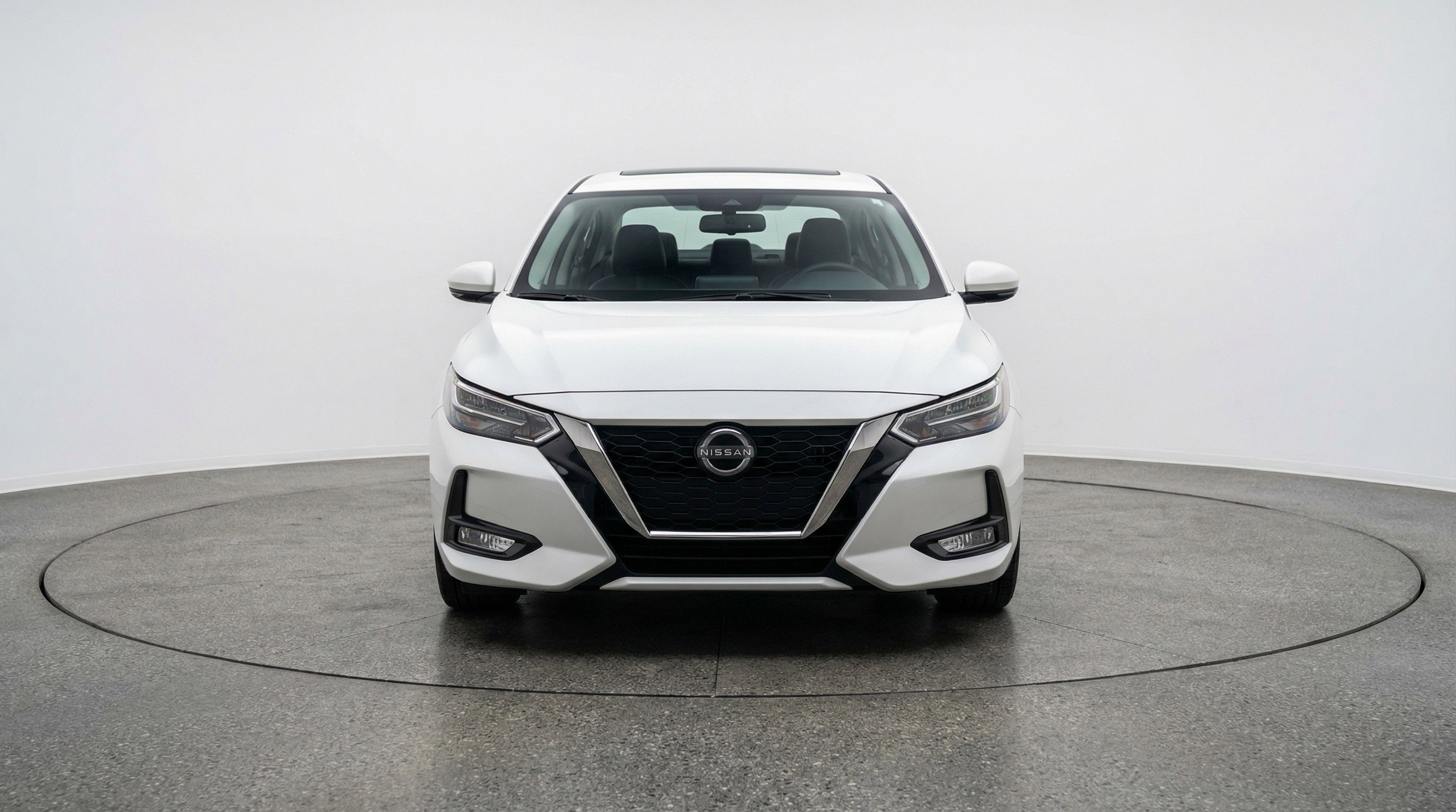 Used 2025 Nissan Sentra SV FWD image 2