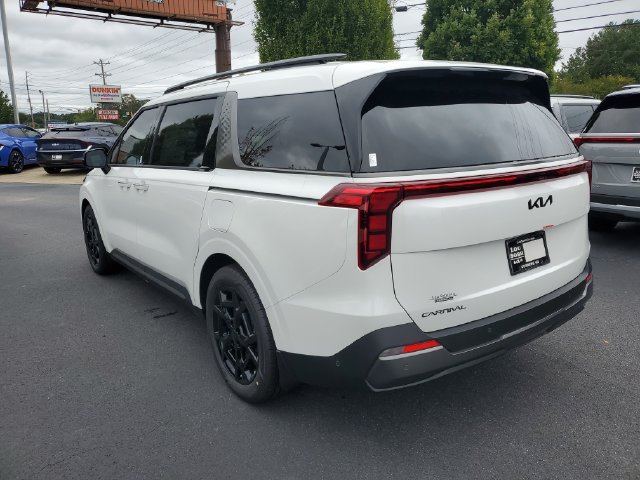 New 2027 Kia Carnival SX w/ Dark Edition Package FWD image 6