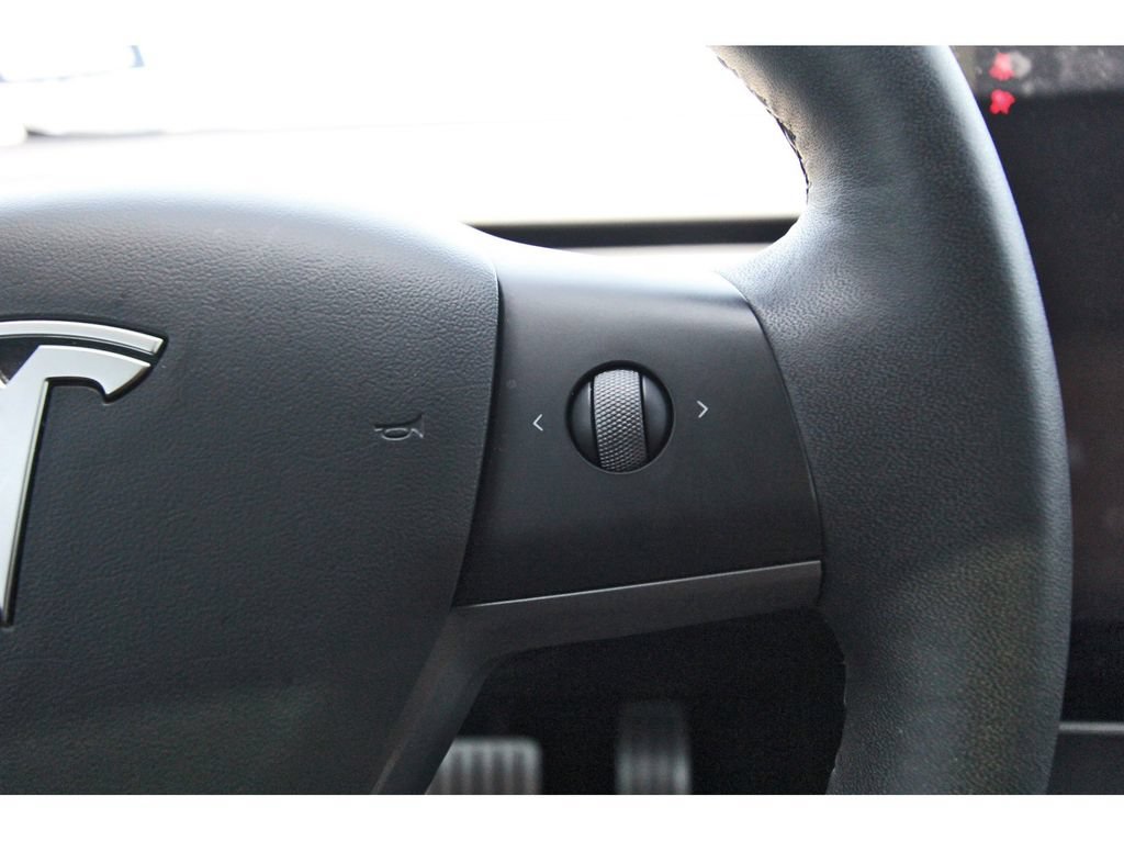 Used 2022 Tesla Model 3 Performance AWD/4WD image 15