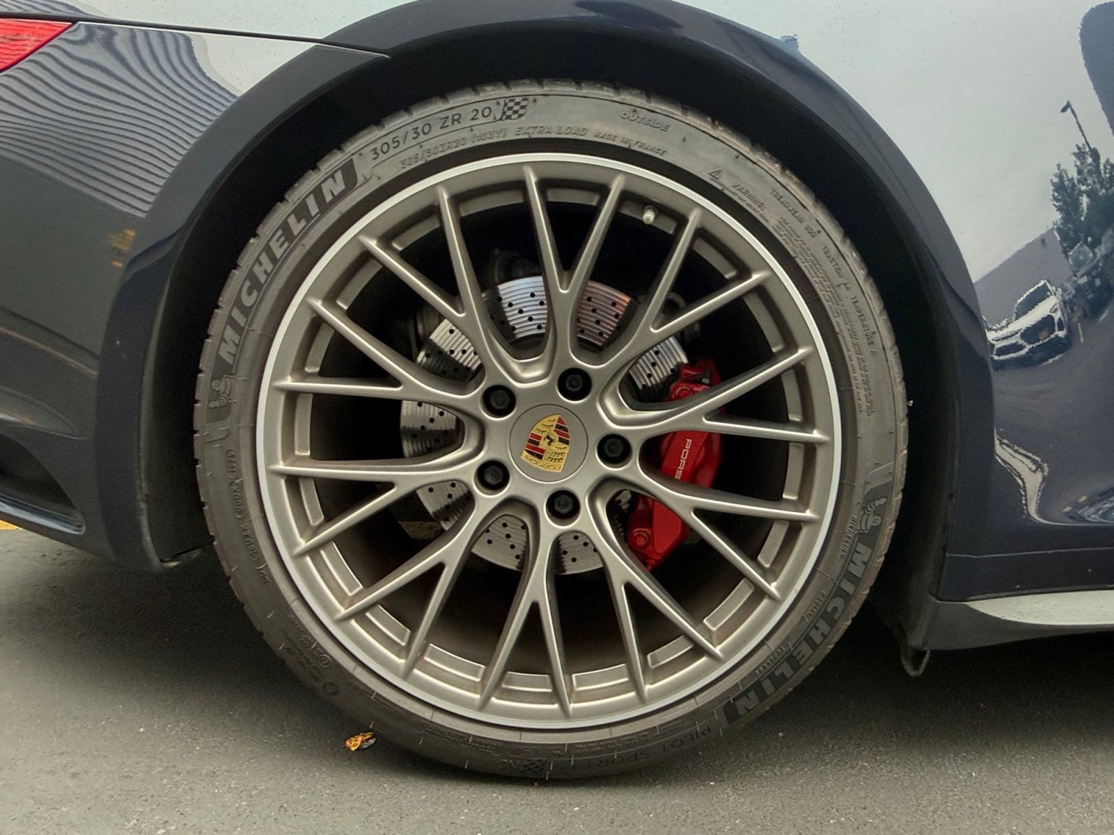 Certified 2019 Porsche 911 Carrera 4S AWD/4WD image 9