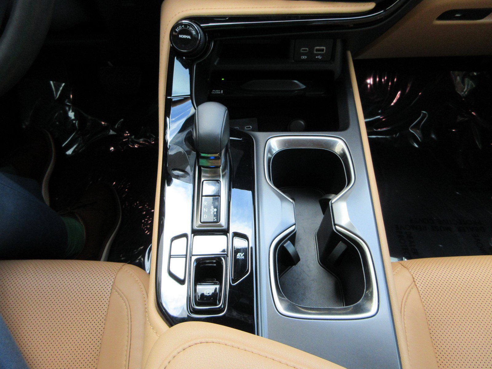 Used 2025 Lexus NX 350h AWD w/ Cold Area Package image 45