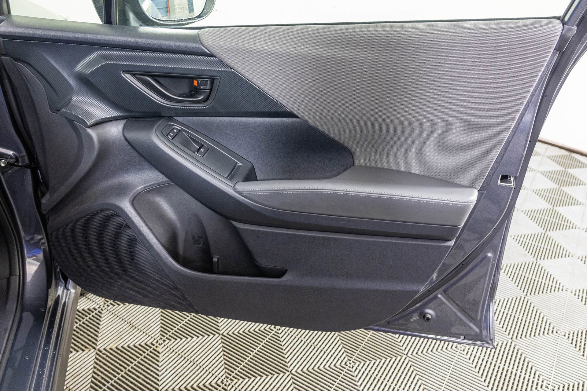 Used 2024 Subaru Crosstrek 2.0i Premium AWD/4WD image 48