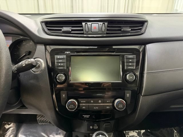 Used 2020 Nissan Rogue SL w/ Premium Package AWD/4WD image 14