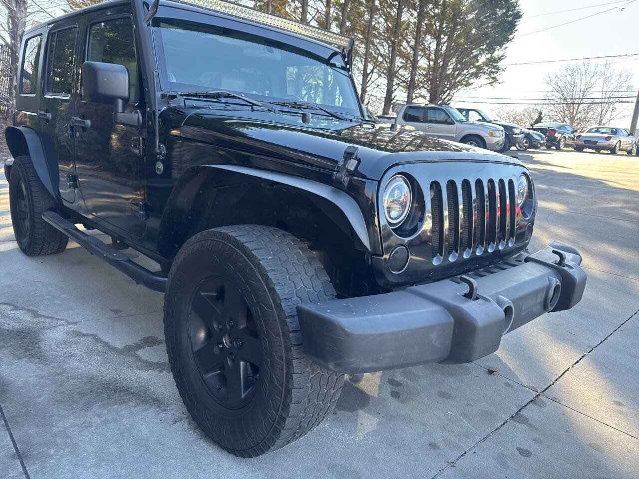 Used 2009 Jeep Wrangler Unlimited Rubicon w/ Dual Top Group image 7