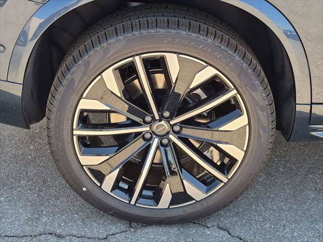 New 2027 Volvo XC90 B6 Plus AWD/4WD image 6