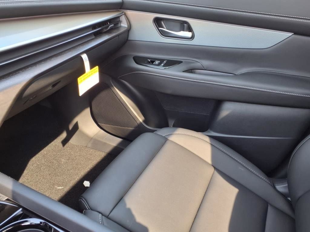 New 2025 Nissan Murano SL w/ Cargo Package image 25