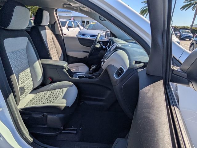 Used 2024 Chevrolet Equinox LS w/ LS Convenience Package image 19