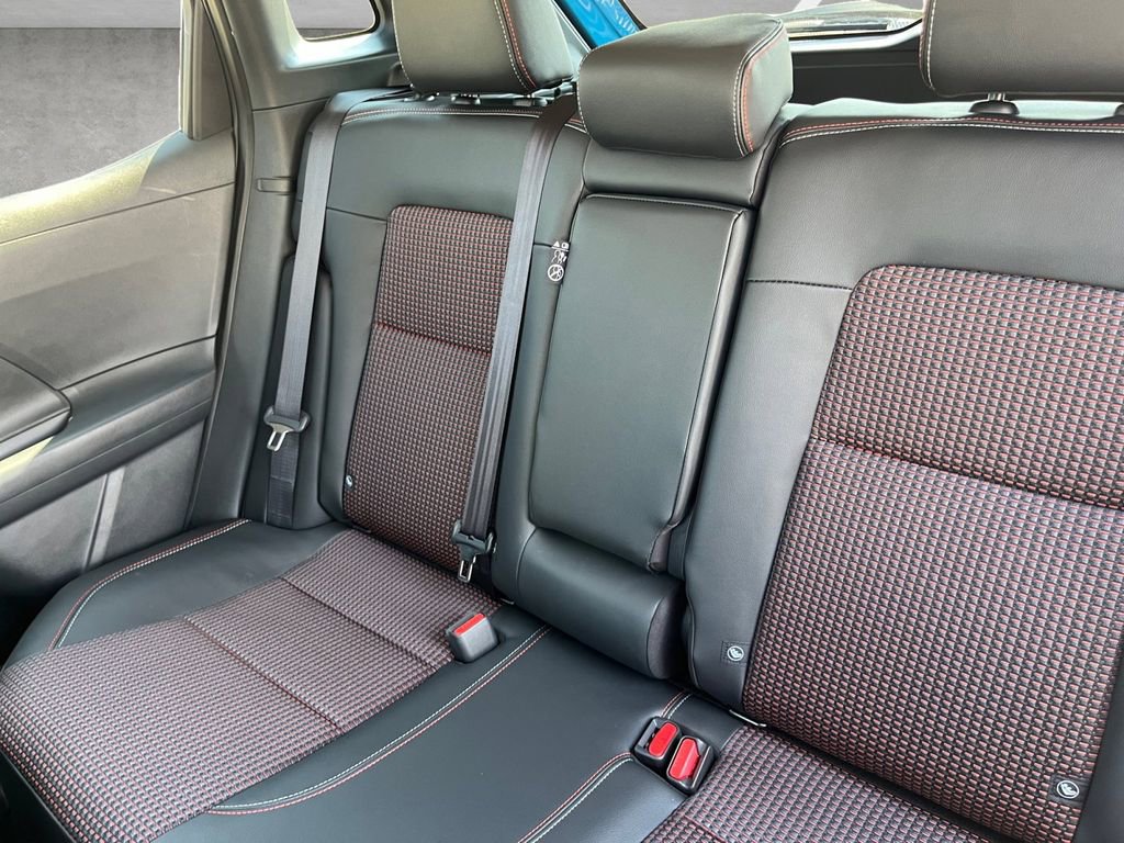 New 2026 Nissan Kicks SR w/ Cold Weather Package image 22