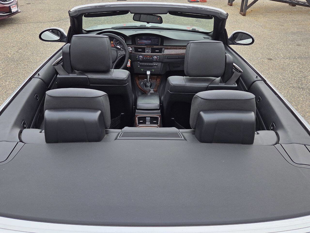 Used 2008 BMW 328i Convertible image 36