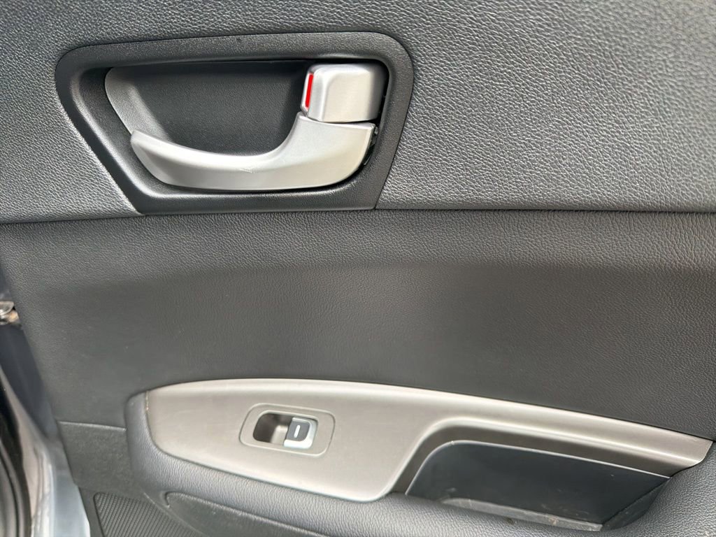 Used 2020 Kia Optima SE image 28