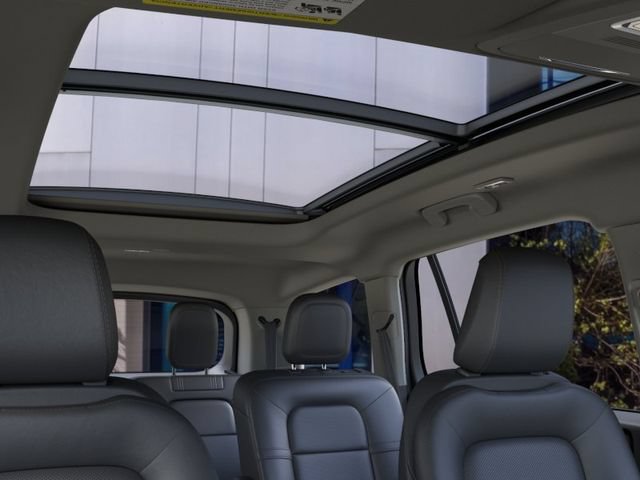New 2026 Lincoln Aviator AWD image 39