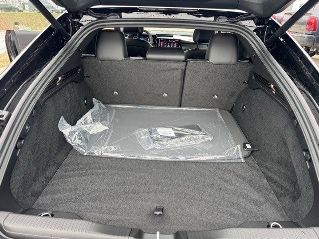 New 2026 Dodge Charger Daytona Scat Pack image 33