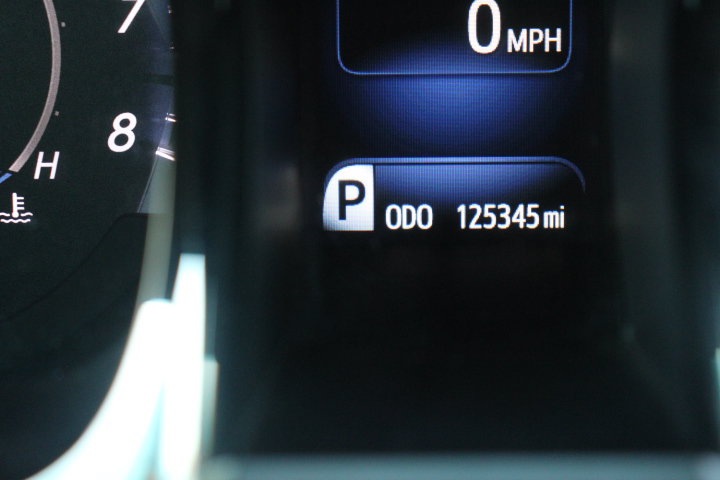 Used 2014 Toyota Avalon XLE Touring FWD image 30