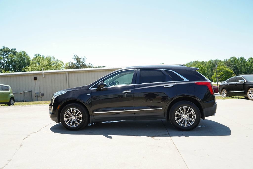 Used 2017 Cadillac XT5 Luxury w/ Driver Awareness Package FWD image 24