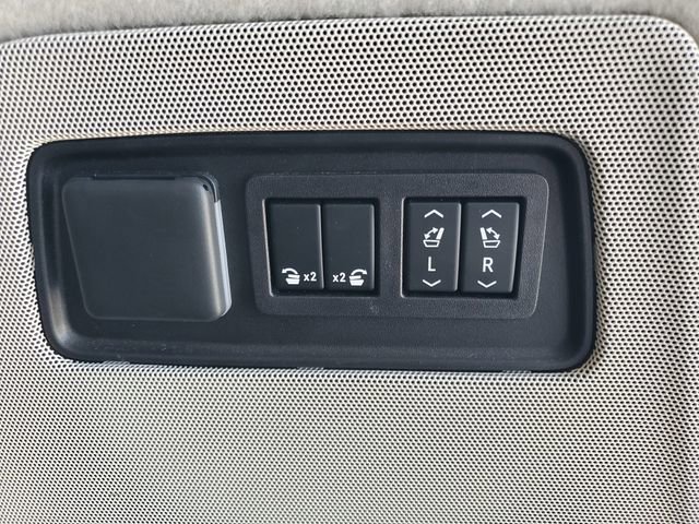 Used 2023 Cadillac Escalade Sport Platinum image 34