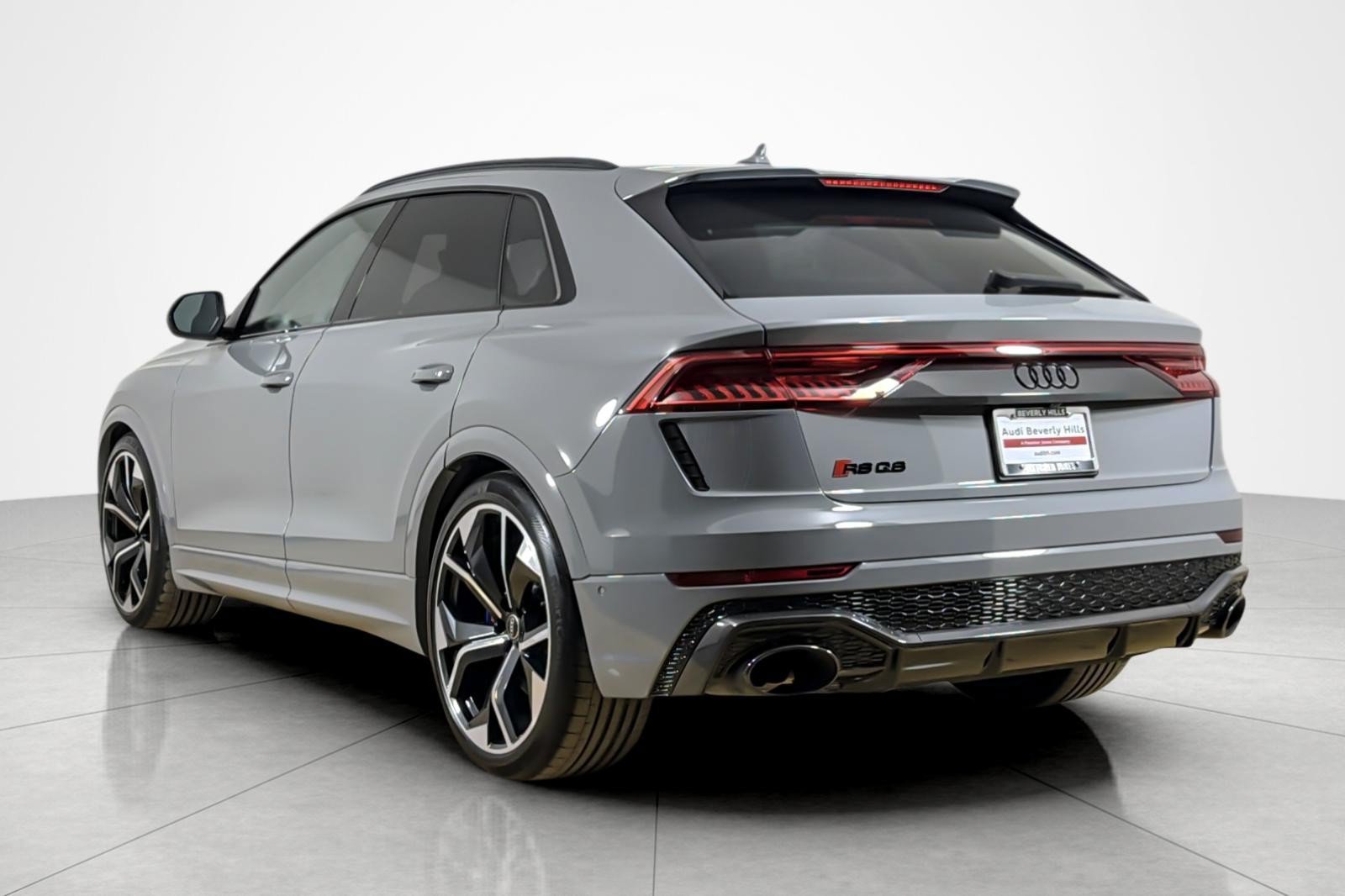 Used 2022 Audi RS Q8 AWD/4WD image 3