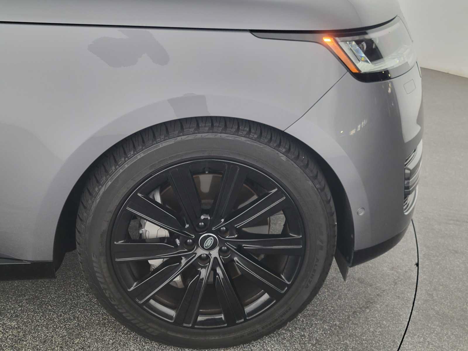Used 2023 Land Rover Range Rover SE AWD/4WD image 9