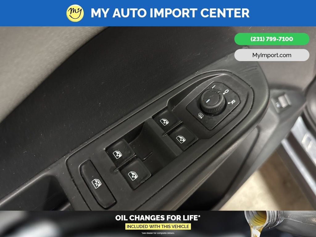Used 2022 Volkswagen Taos SE image 11