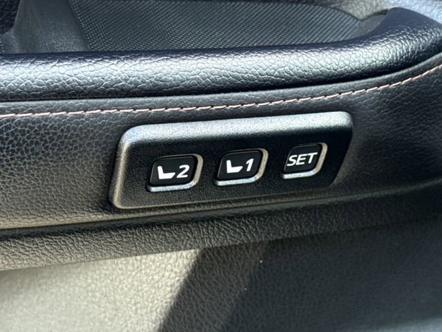 Used 2023 Toyota 4Runner Limited AWD/4WD image 22