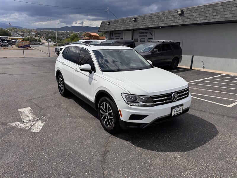 Used 2021 Volkswagen Tiguan SE w/ Panoramic Sunroof Package