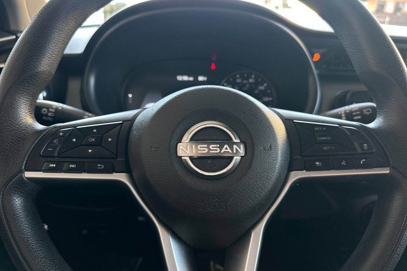 Used 2022 Nissan Kicks SV w/ Interior Electronics Package FWD image 22