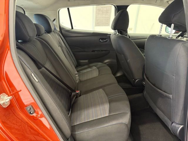 Used 2022 Nissan Leaf SV image 24
