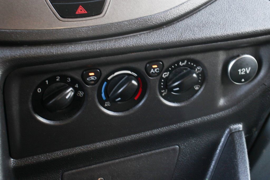 Used 2019 Ford Transit 350 XL image 35