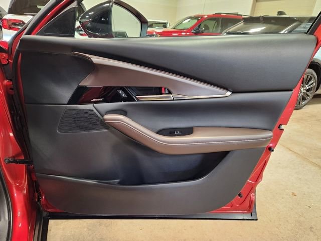 Used 2025 MAZDA CX-30 2.5 Turbo w/ Premium Plus Pkg image 34