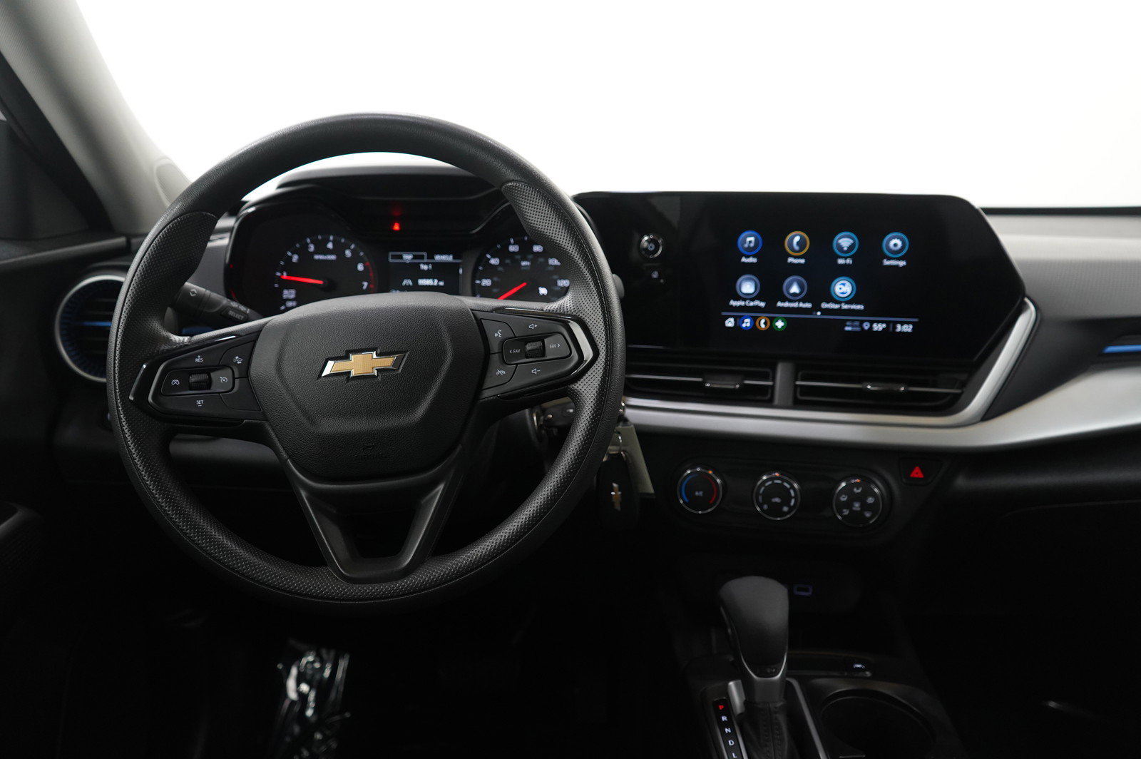 Used 2024 Chevrolet Trax LS image 13