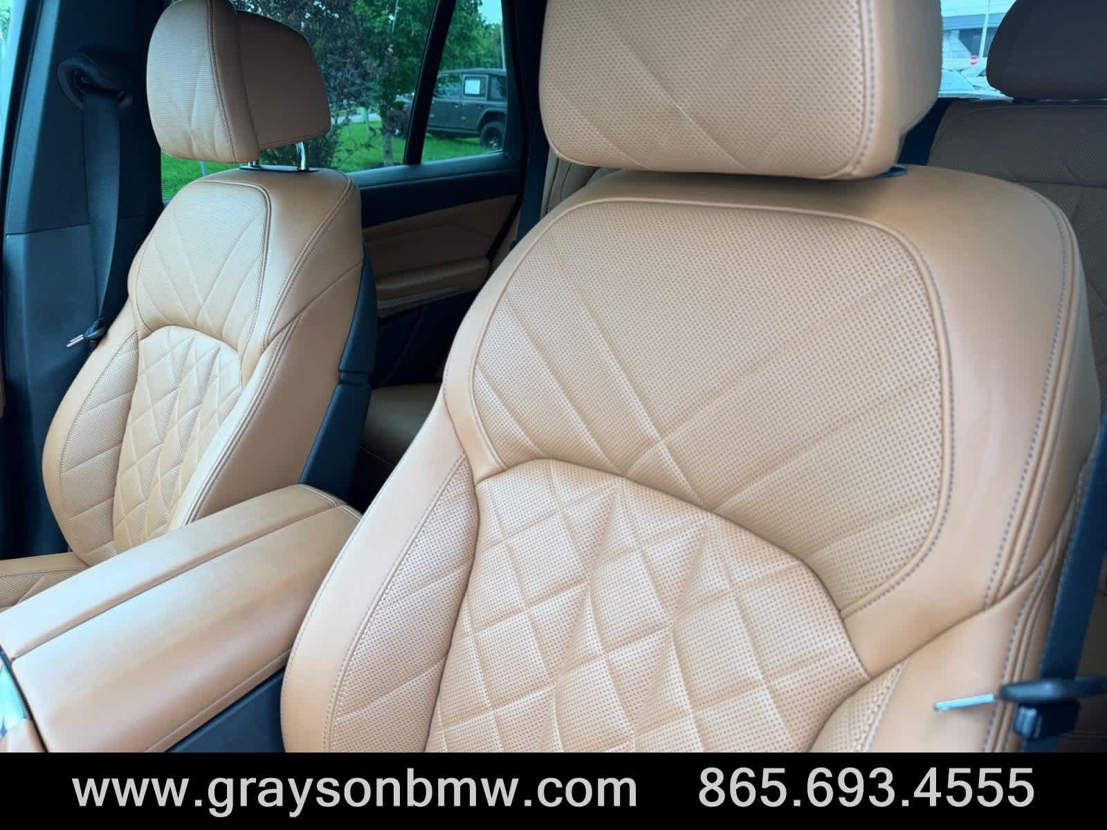 Used 2023 BMW X5 M50i w/ Parking Assistance Package AWD/4WD image 13