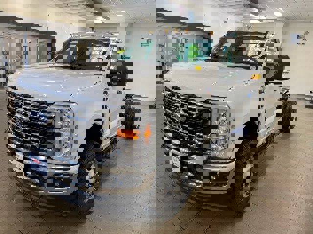 New 2024 Ford F350 XL w/ XL Chrome Package image 11