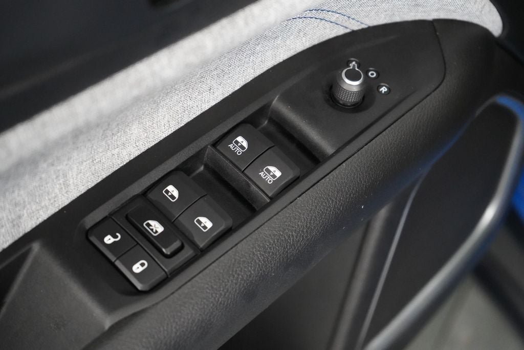 Used 2022 Jeep Compass Latitude AWD/4WD image 17