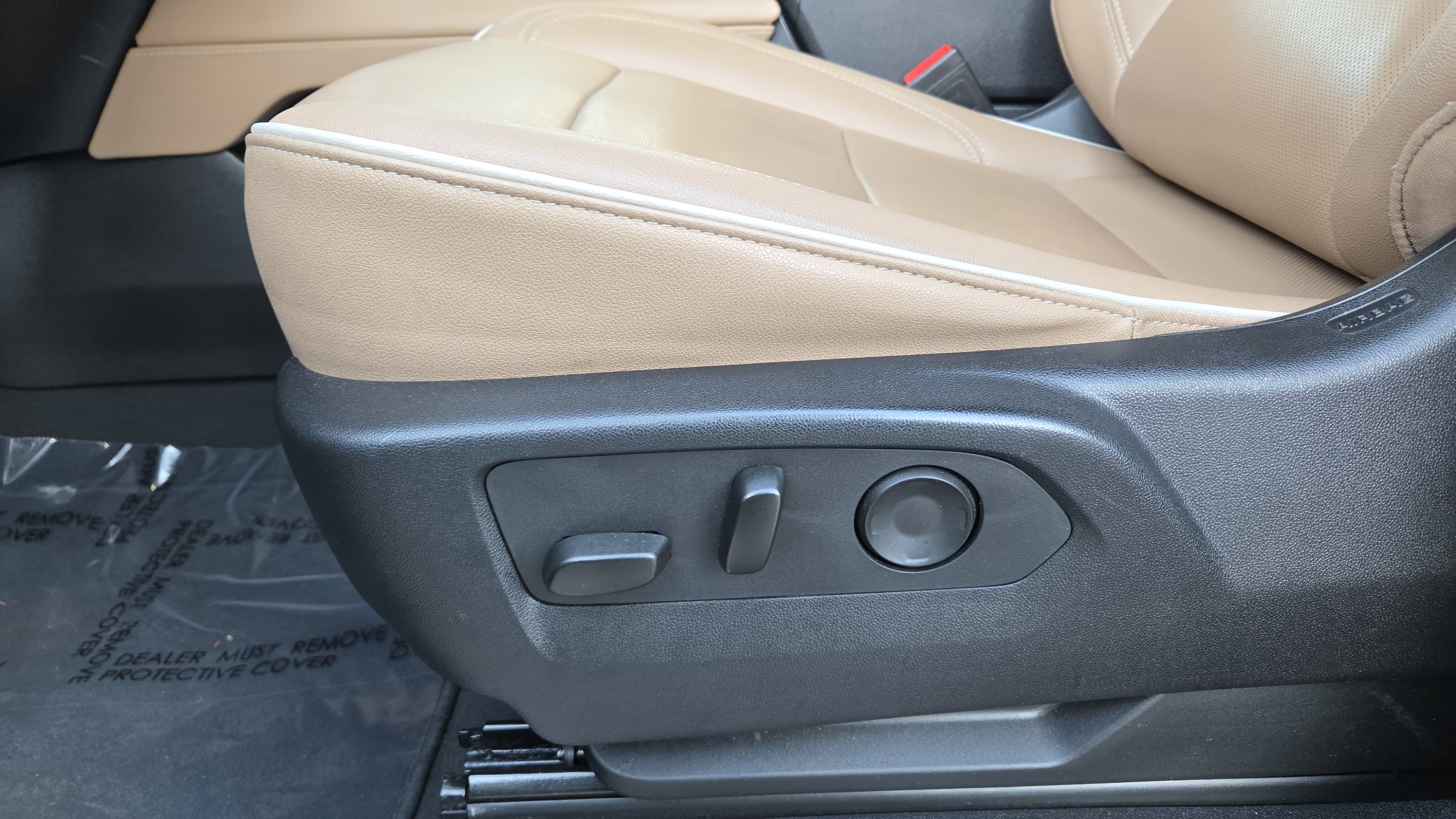 Used 2024 Chevrolet Tahoe Premier image 30